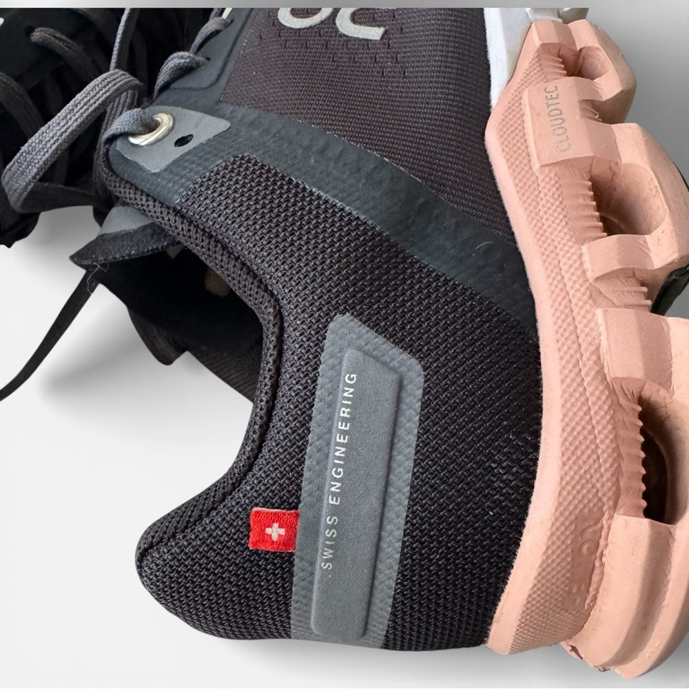 On CloudFlow Athletic Black & Pink Running Walking Shoes Breathable, Women's 7W - Picture 8 of 9
